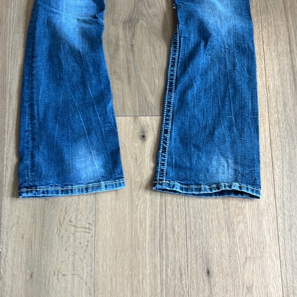 Miss Me Jeans - Picture 3 of 8